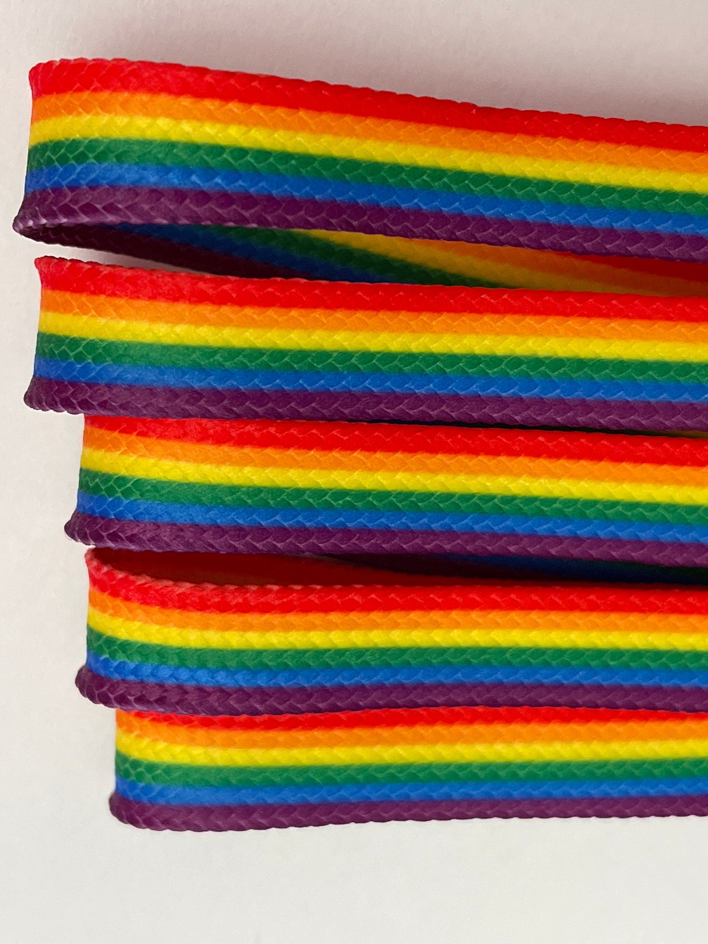 Rainbow Stripe – 96 inch 6MM Narrow STYLE Waxed Roller Skate Laces